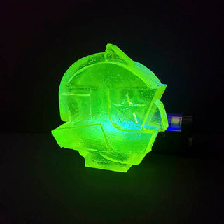 levi Hawken - Solv No. 25 - Uranium Glass Fiksate